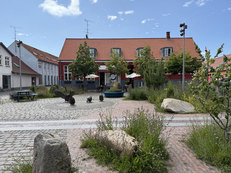 Rute 25 – torvet i Aakirkeby