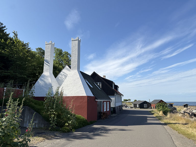 Helligpeder i Teglkås