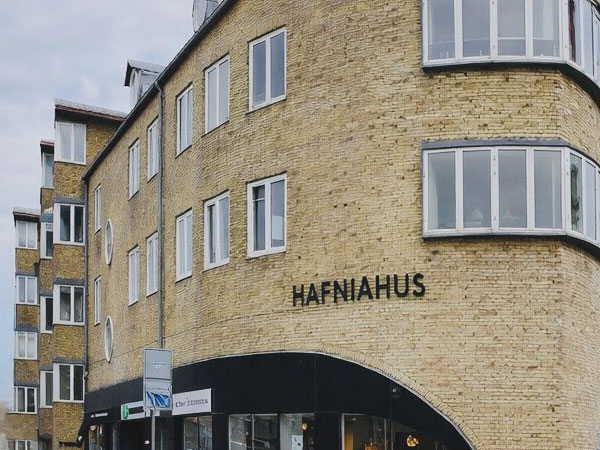 Hafniahus – efterkrigstidens modernisme i Rønne