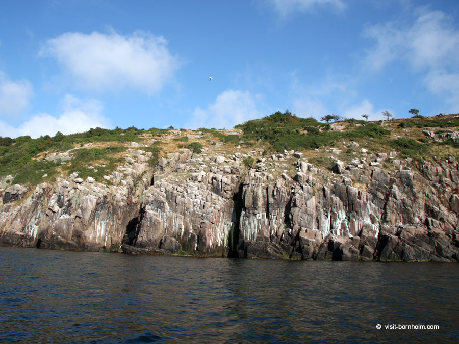 SUP langs klipperne på Bornholm