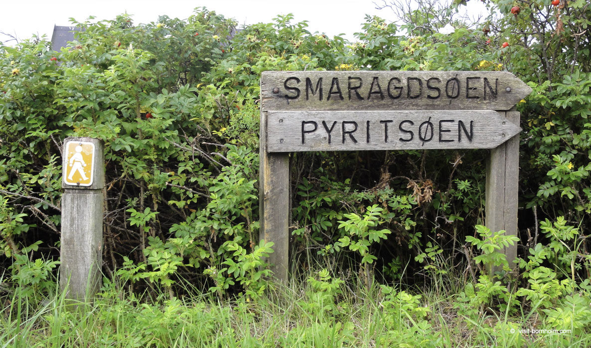 Skiltning på stien fra Pyritsøen mod Smaragdsøen ved Hasle