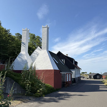 Helligpeder og Teglkås