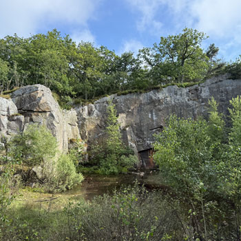 Mindre stenbrud på Bornholm – skjulte granitlandskaber
