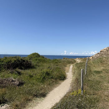 Vandring og trekking på Bornholm – klipper, skove og kyststier